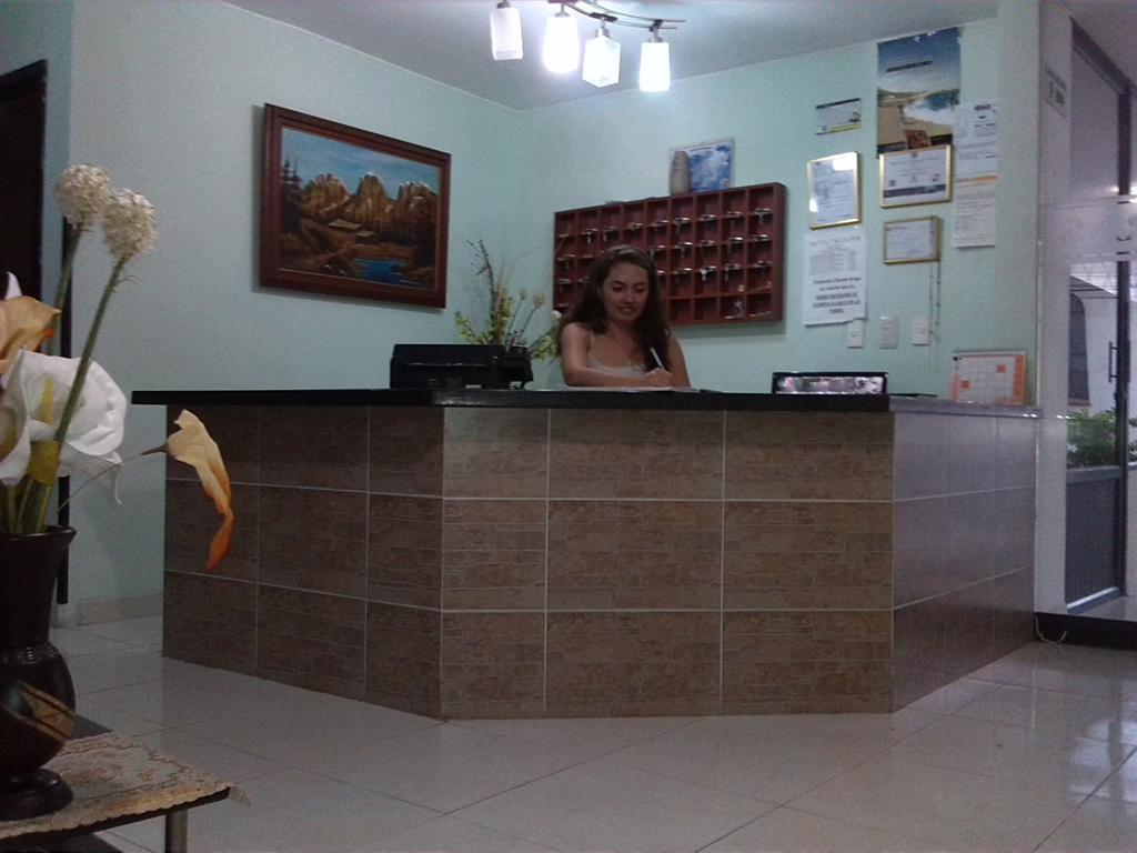 Hotel Tachiras บูการามังกา ภายนอก รูปภาพ