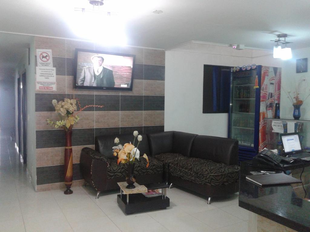 Hotel Tachiras บูการามังกา ภายนอก รูปภาพ
